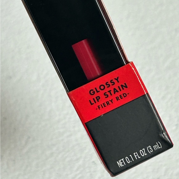 e.l.f Glossy Lip Stain Fiery Red NIP - Picture 1 of 4